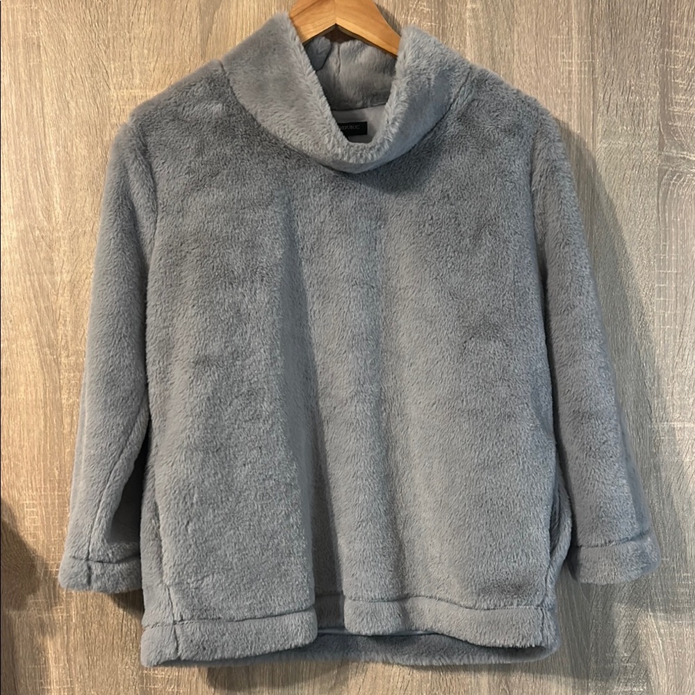 Banana Republic Gray Cowl Neck Faux Fur Sweater Size Medium